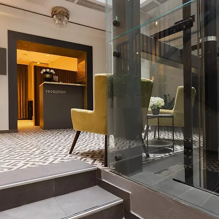 Hotel Atria 3*