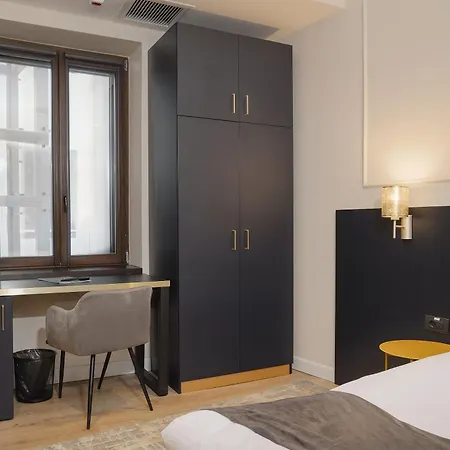 Atria Hotel 3*