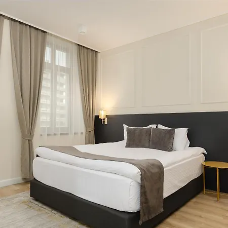 Atria 3* Brasov